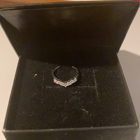 Sterling Silver Rhodium Finished V Shape Toe Ring - Picture 2 of 2